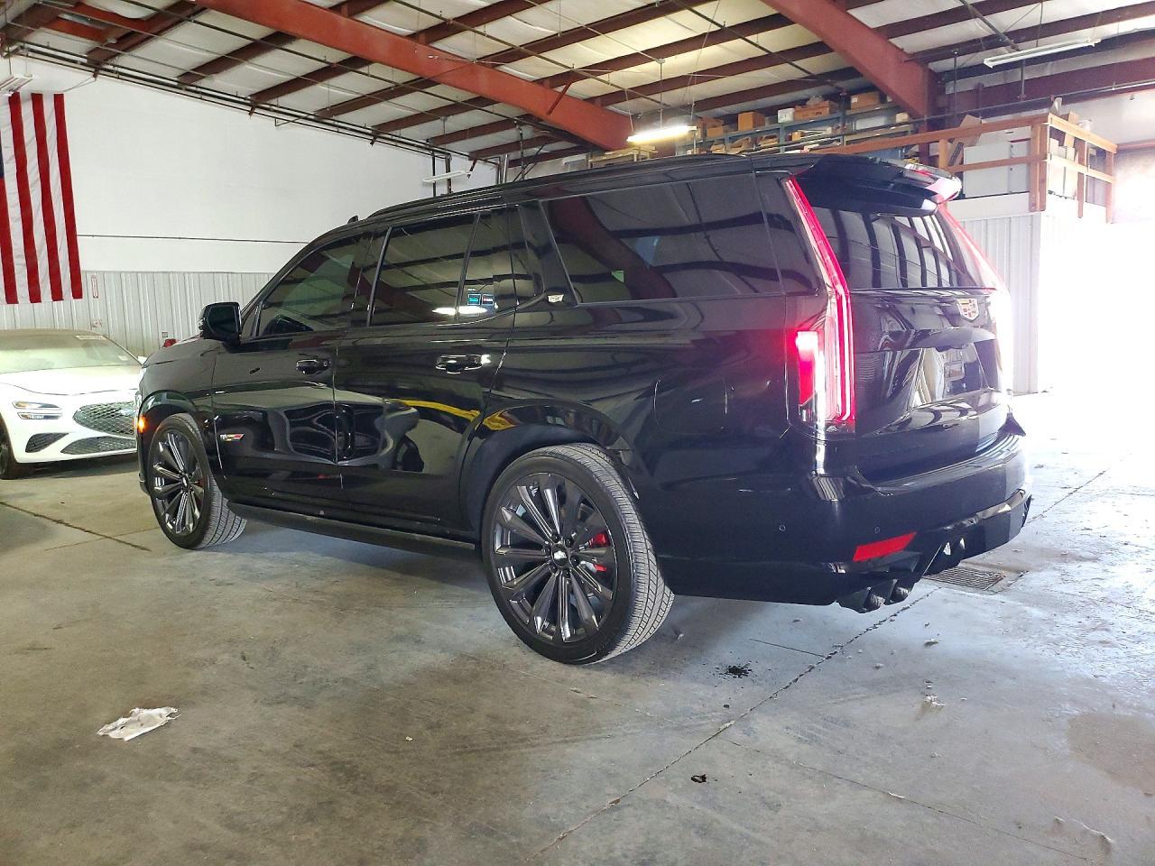 2024 Cadillac Escalade V - Image 2