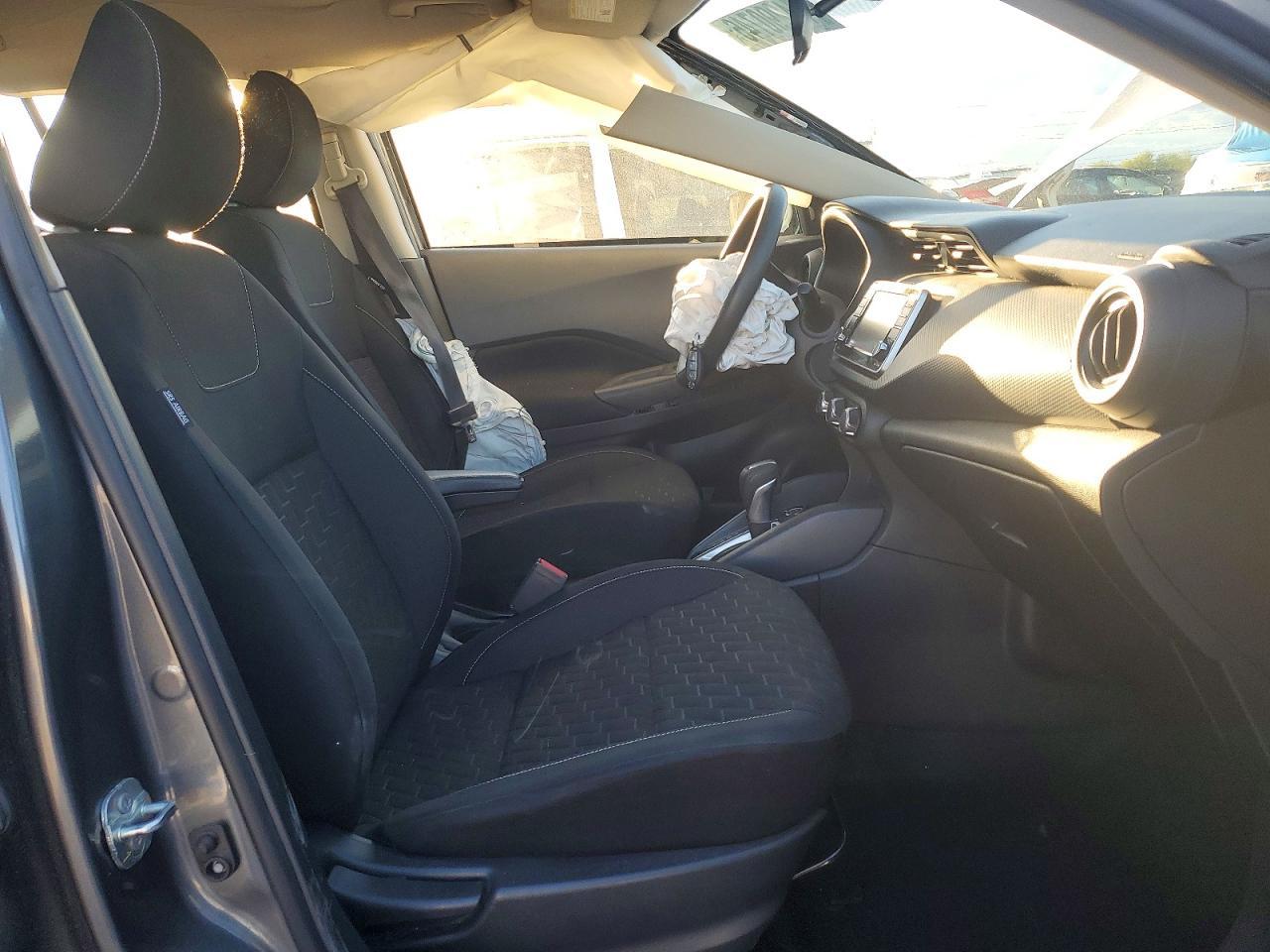 2021 Nissan Kicks S - Фото 7