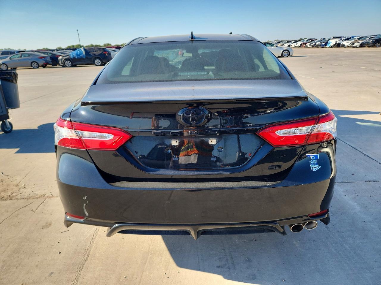 2020 Toyota Camry Se Nightshade - Фото 6