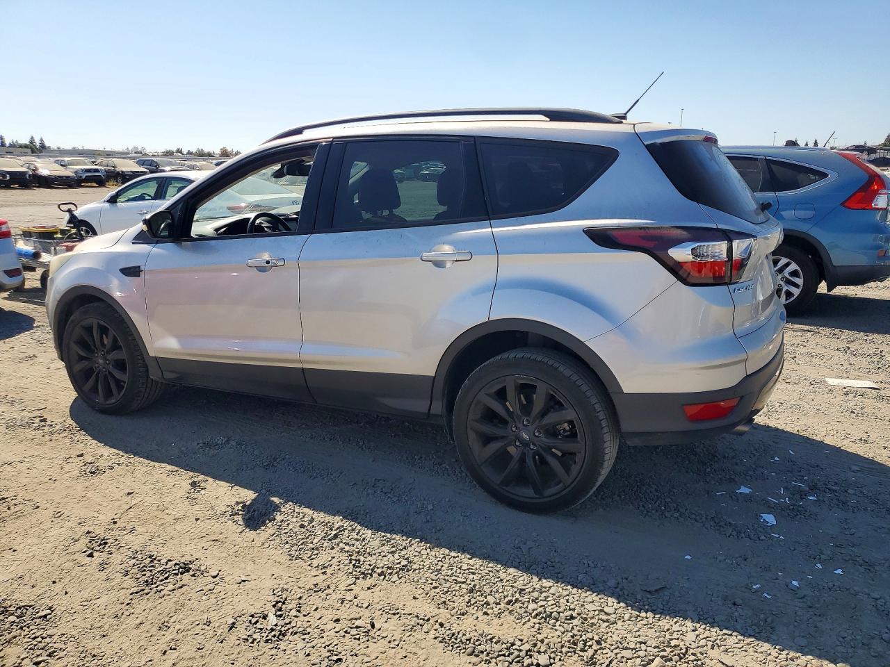 2017 Ford Escape Titanium - Image 2