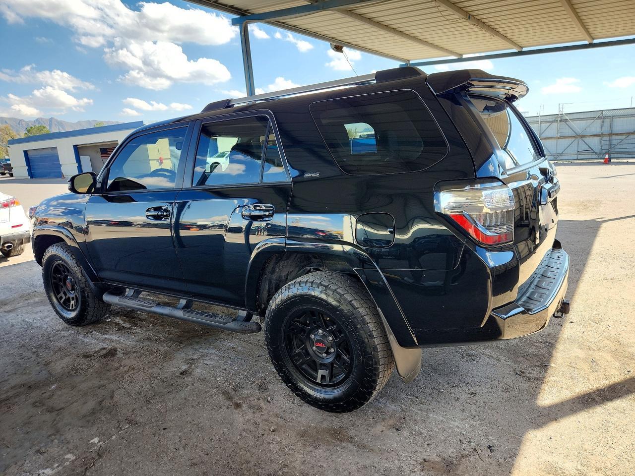 2022 Toyota 4Runner Sr5 Premium - Фото 2