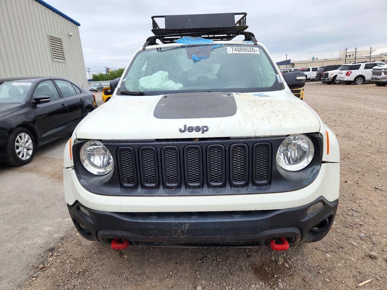 2017 Jeep Renegade Trailhawk - Image 5