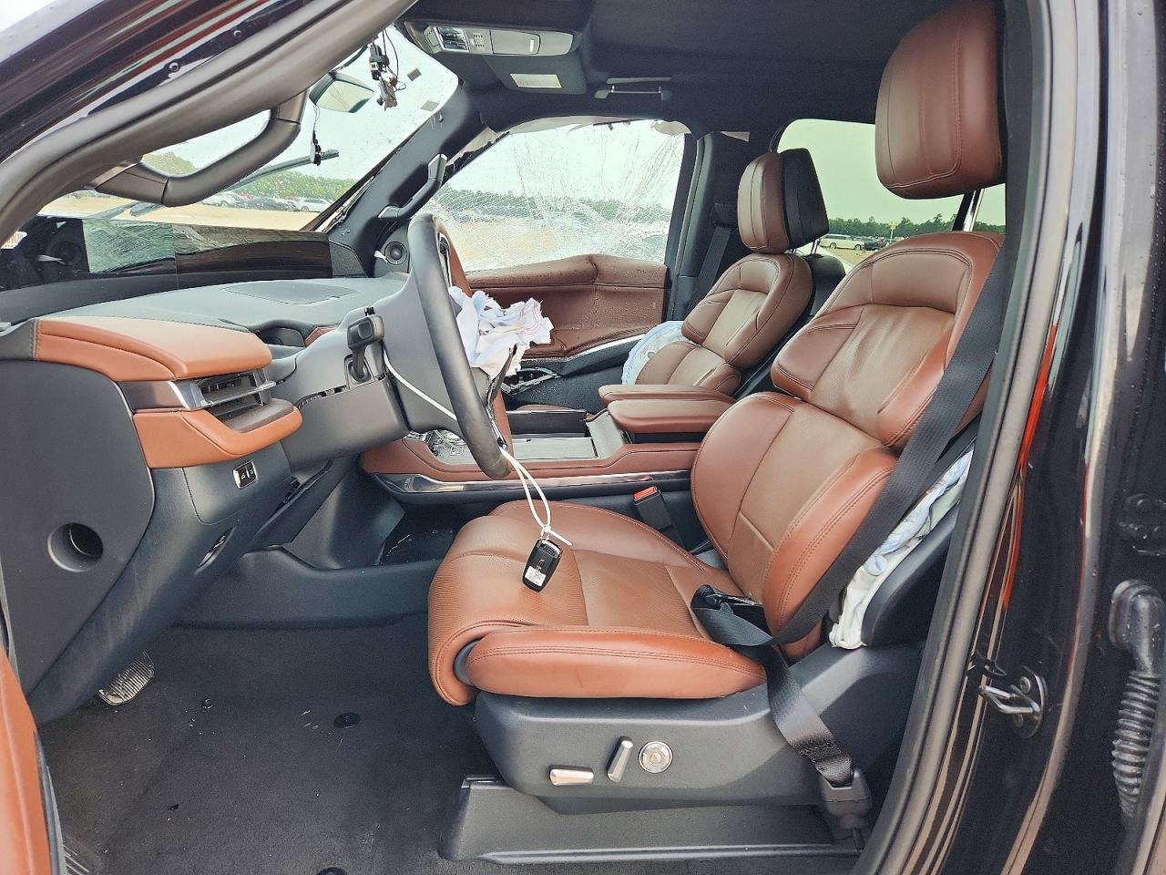 2026 Lincoln Navigator Reserve - Фото 7