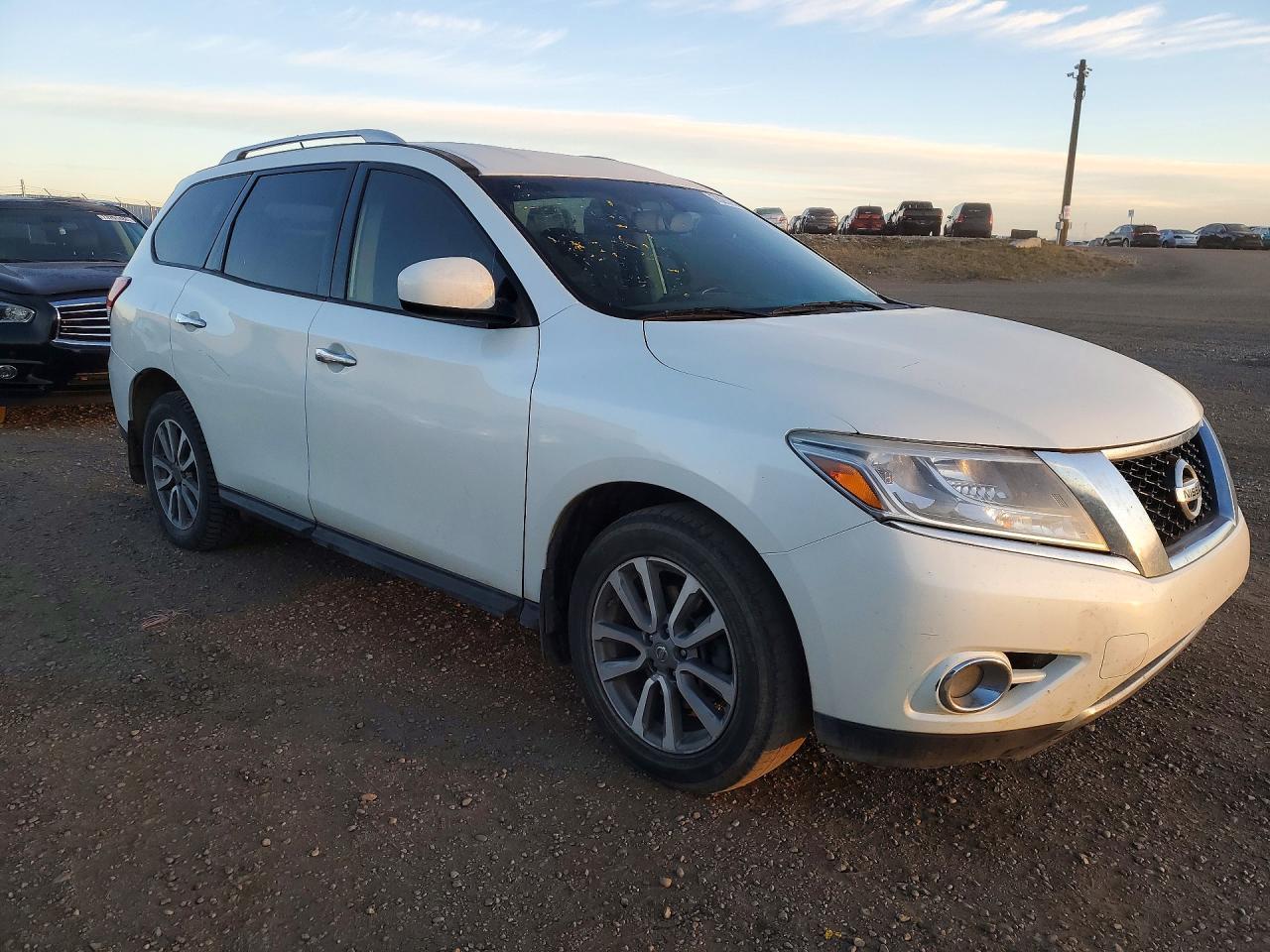 2016 Nissan Pathfinder S - Фото 4