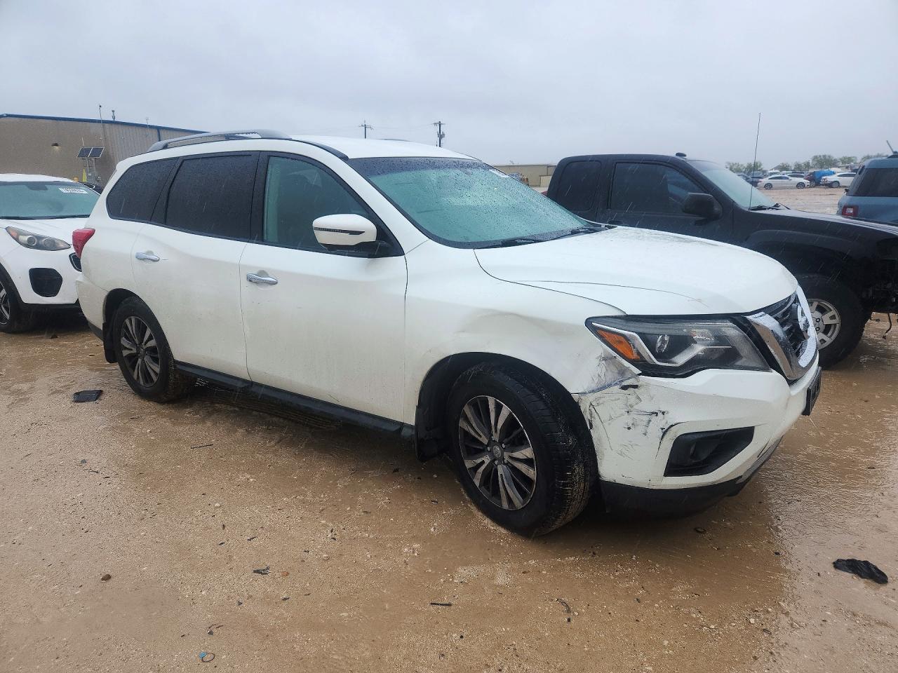 2017 Nissan Pathfinder Sl - Image 4