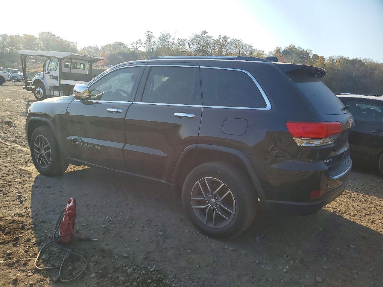 2017 Jeep Grand Cherokee Limited - Image 2