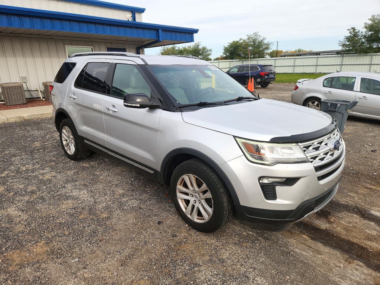 2018 Ford Explorer Xlt - Фото 4