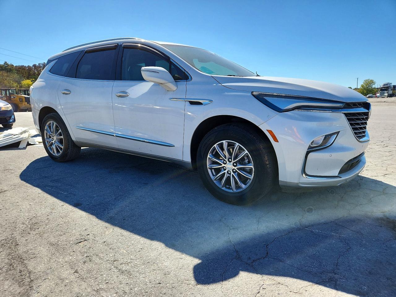 2022 Buick Enclave Essence - Image 4