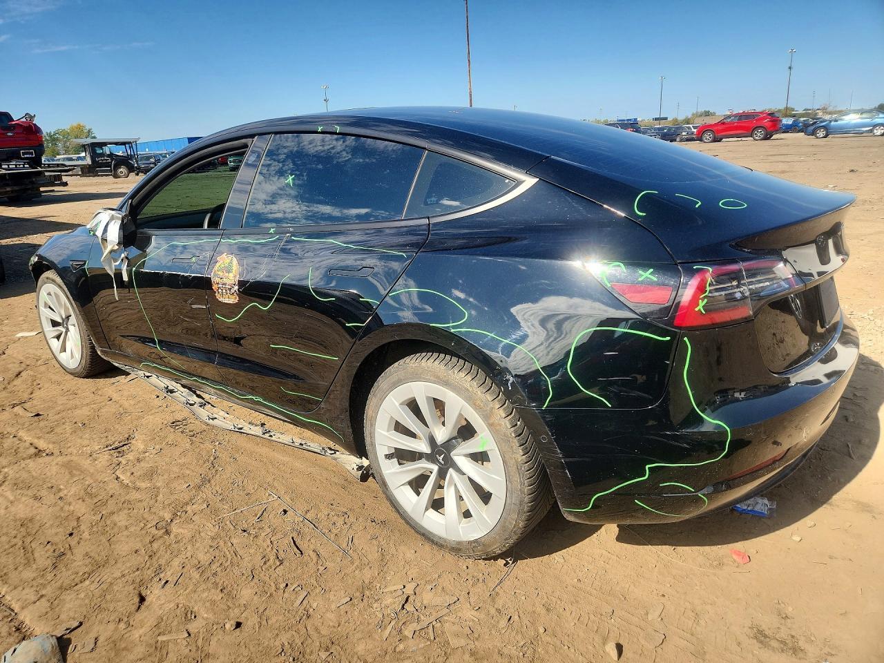 2021 Tesla Model 3 - Фото 2