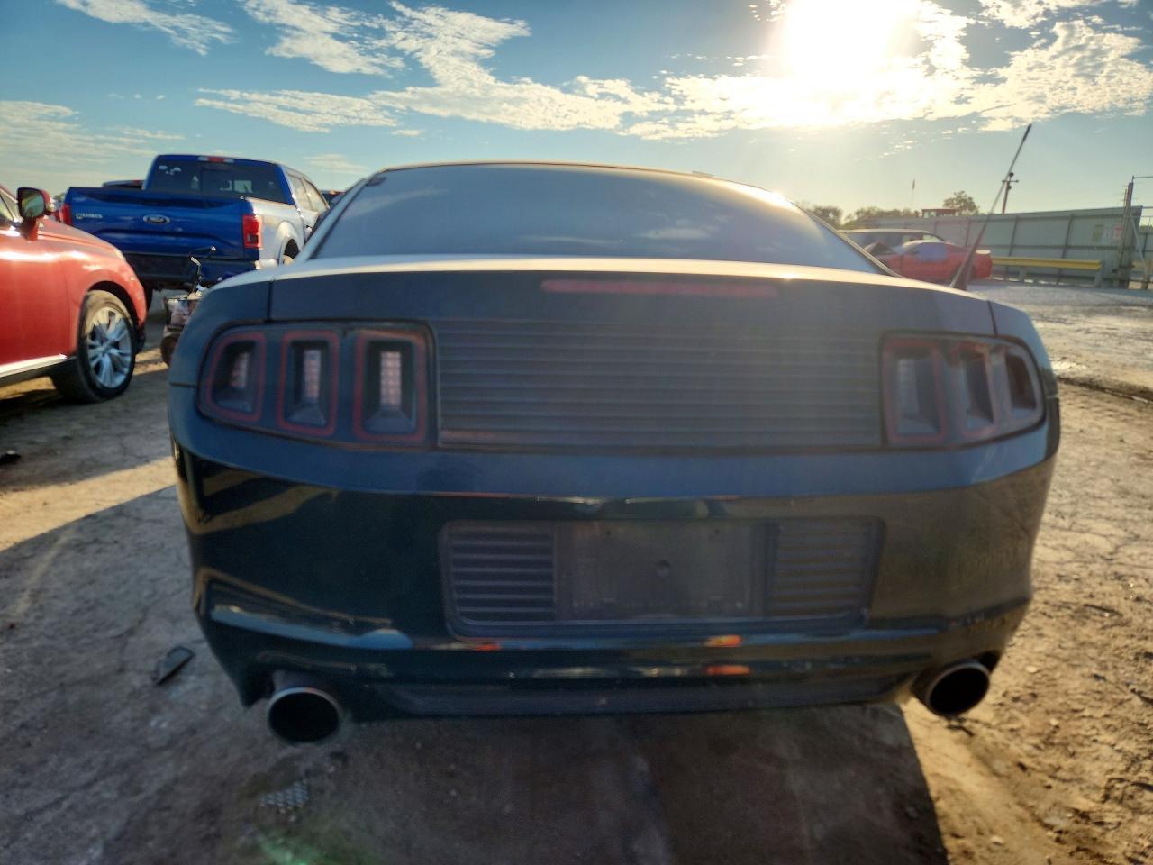2014 Ford Mustang - Image 6