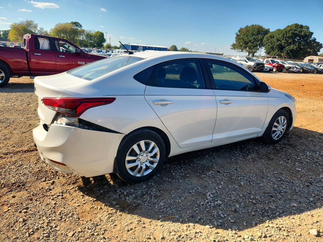 2018 Hyundai Accent Se - Фото 3