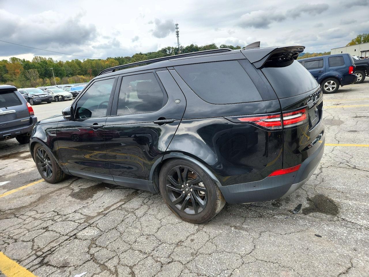 2017 Land Rover Discovery Hse Luxury - Фото 2