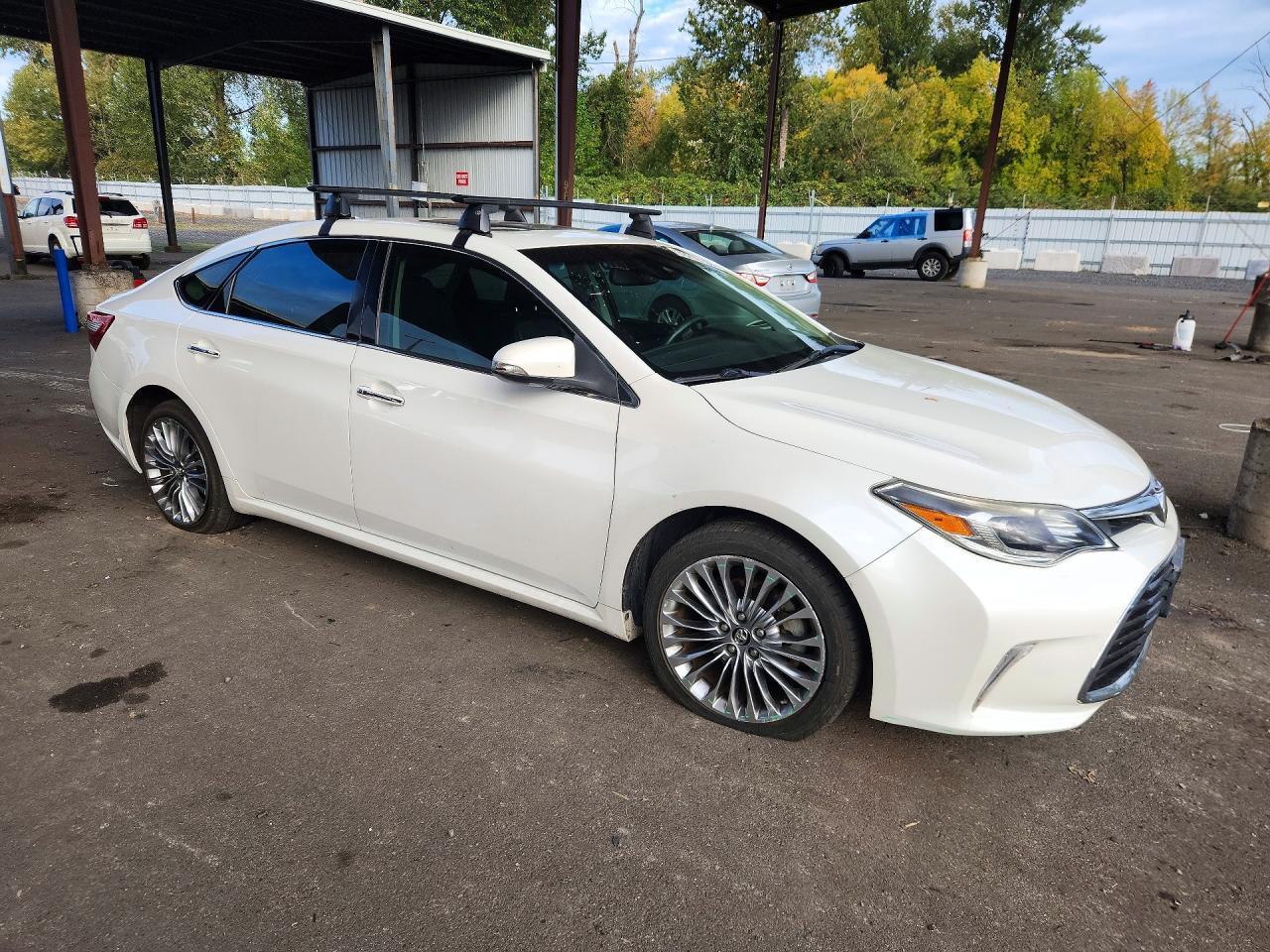 2016 Toyota Avalon Limited - Фото 4