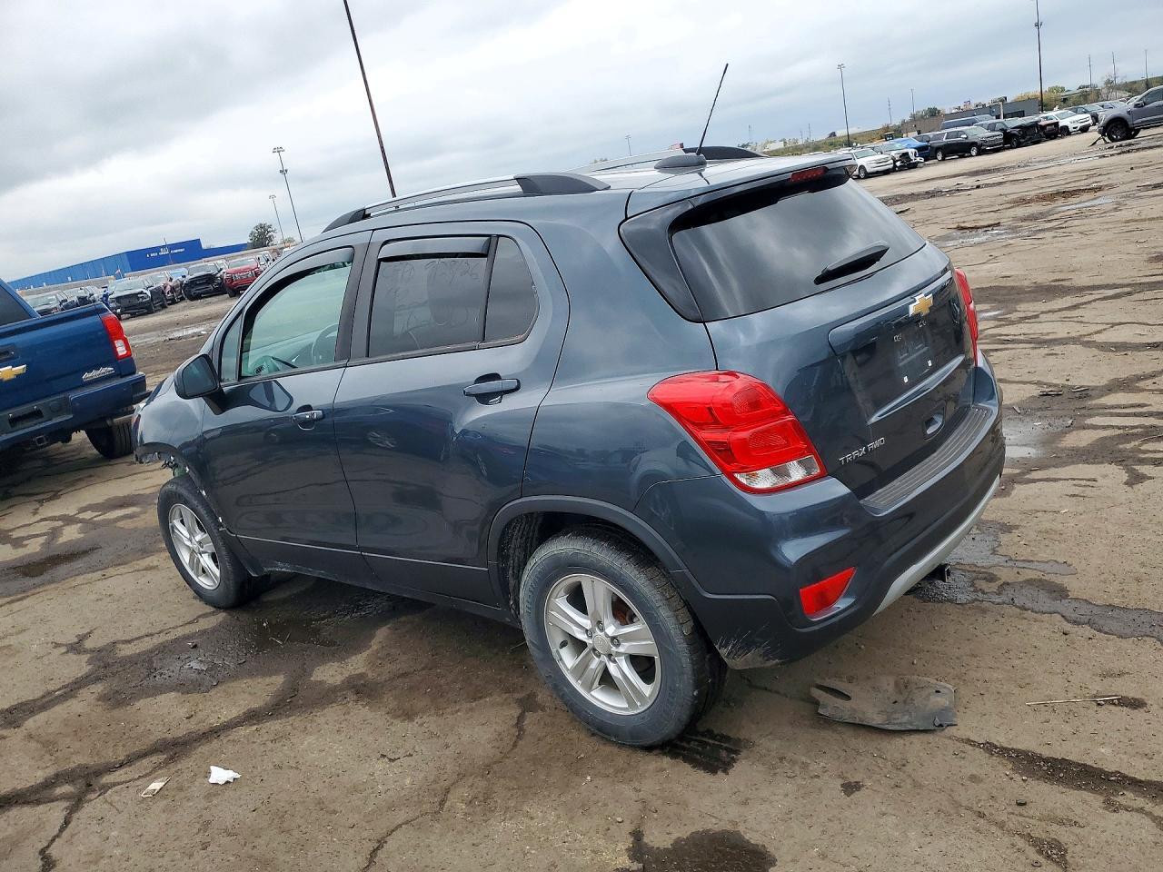 2021 Chevrolet Trax 1Lt - Фото 2