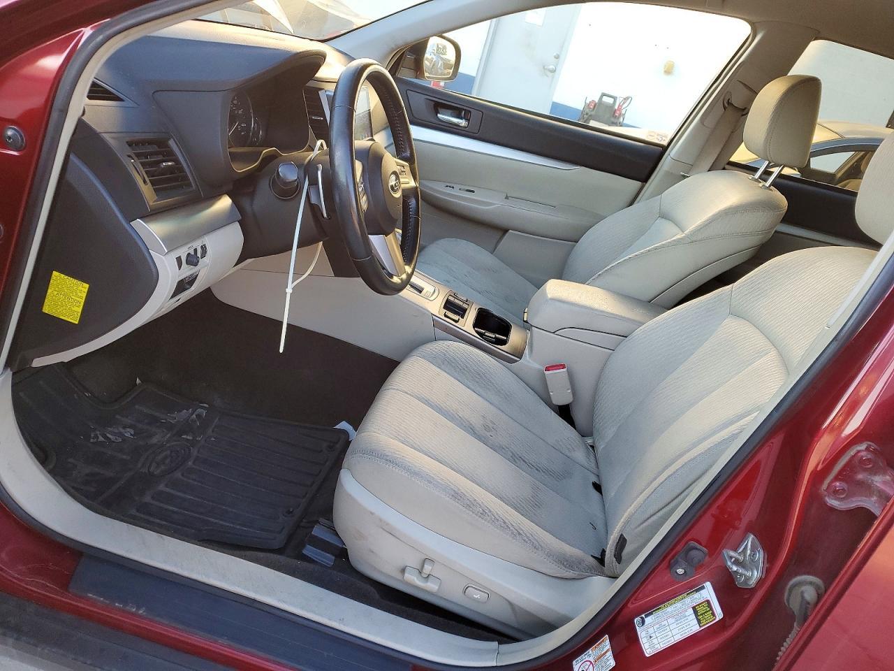 2011 Subaru Outback 2.5I Premium - Image 7