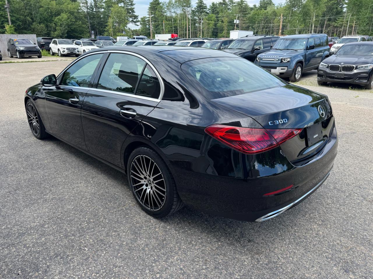 2023 Mercedes-Benz C 300 4Matic - Image 3
