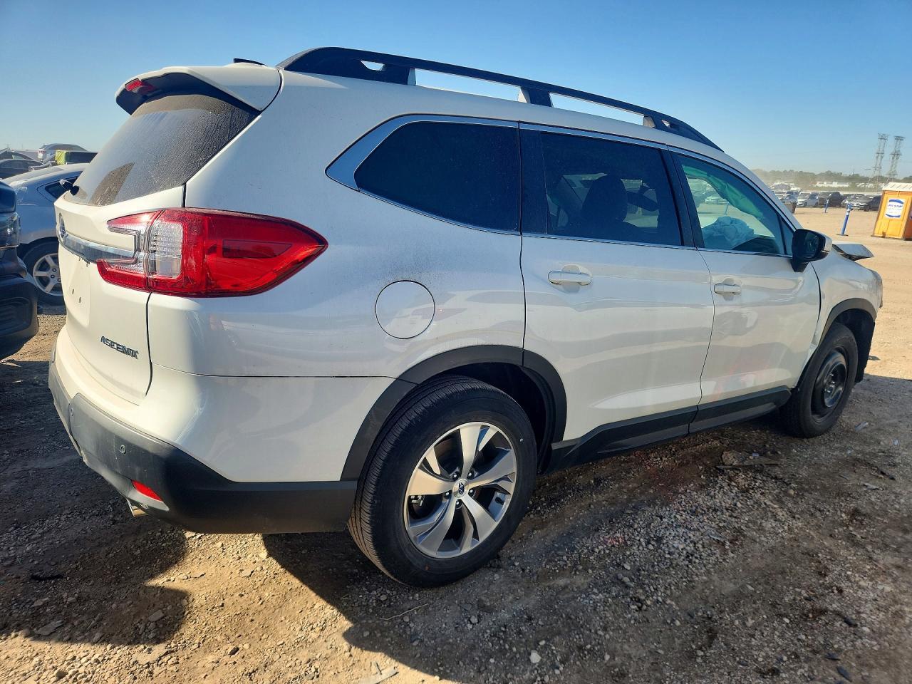 2024 Subaru Ascent Premium - Image 3
