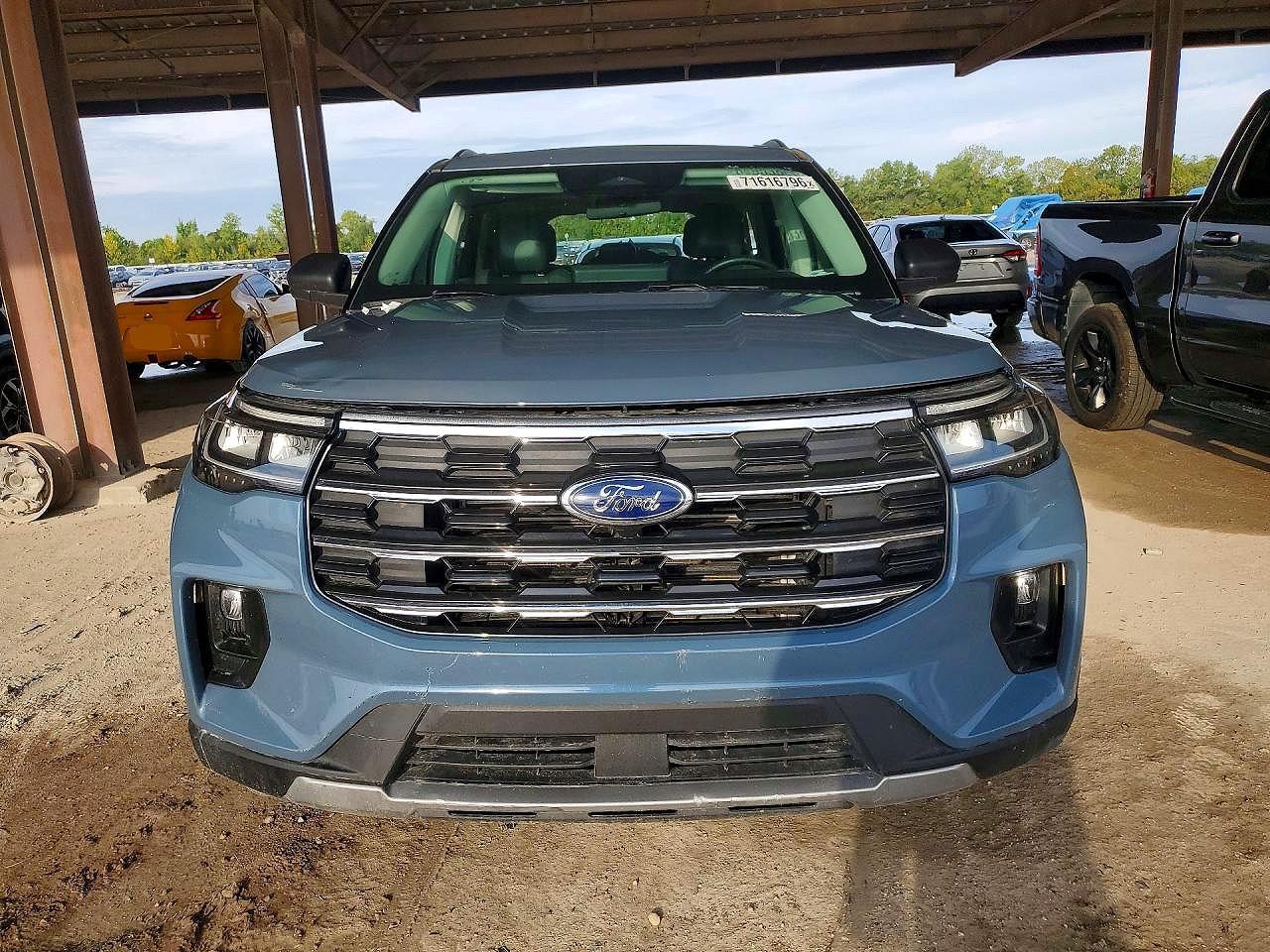 2025 Ford Explorer Active - Фото 5