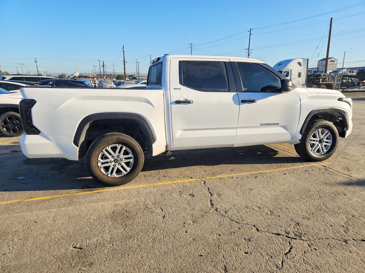 2024 Toyota Tundra Sr5 - Image 3