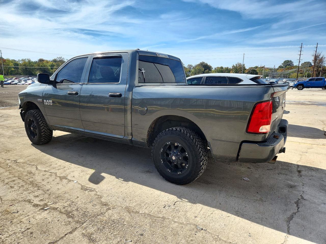 2013 Ram 1500 St - Фото 2
