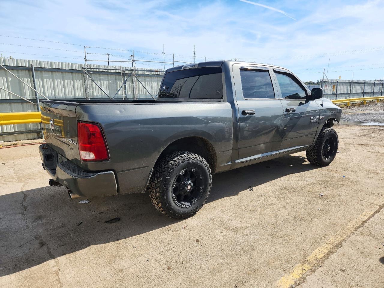 2013 Ram 1500 St - Фото 3