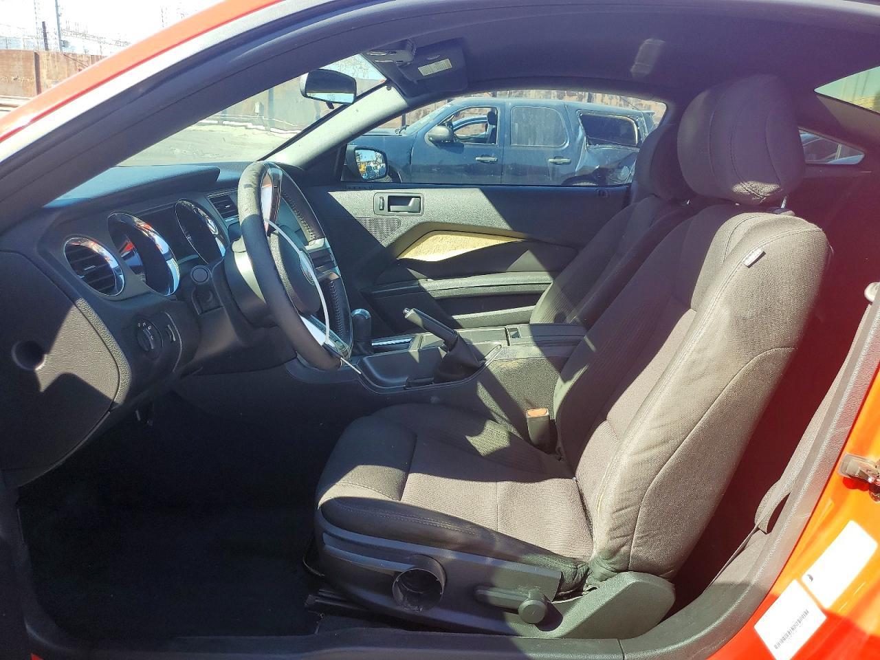 2014 Ford Mustang - Фото 7