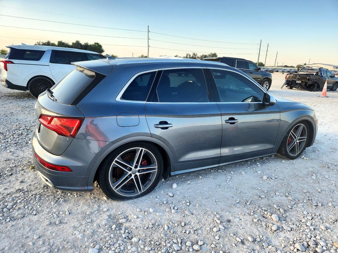 2018 Audi Sq5 Premium Plus - Фото 3