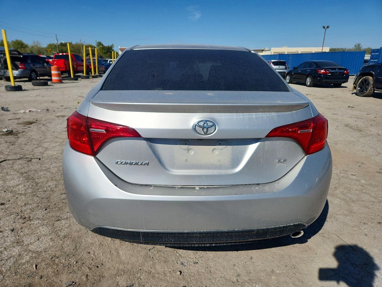 2017 Toyota Corolla Se - Фото 6
