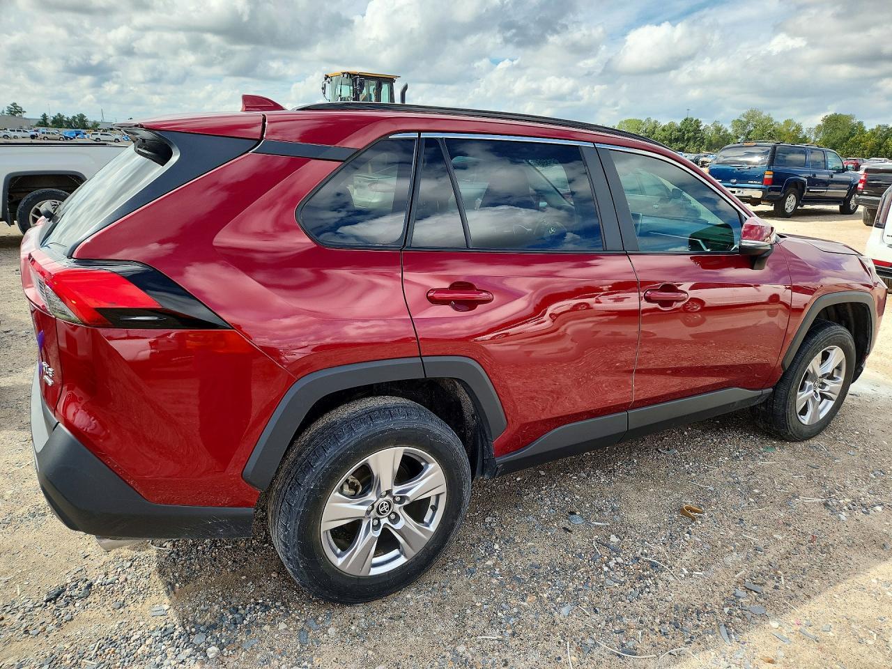 2024 Toyota Rav4 Xle - Фото 3