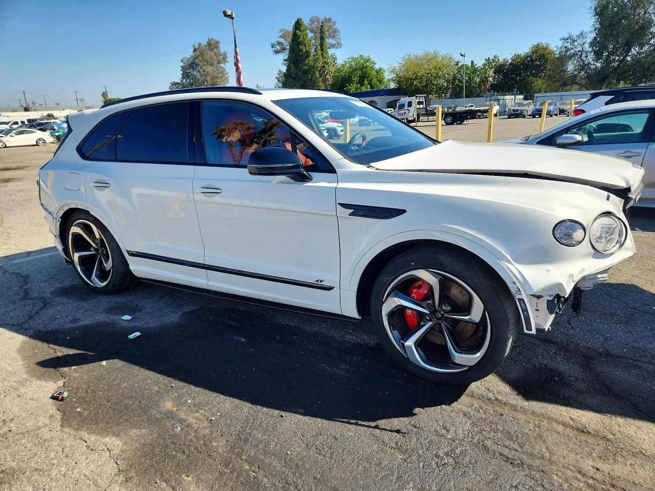2023 Bentley Bentayga - Image 4