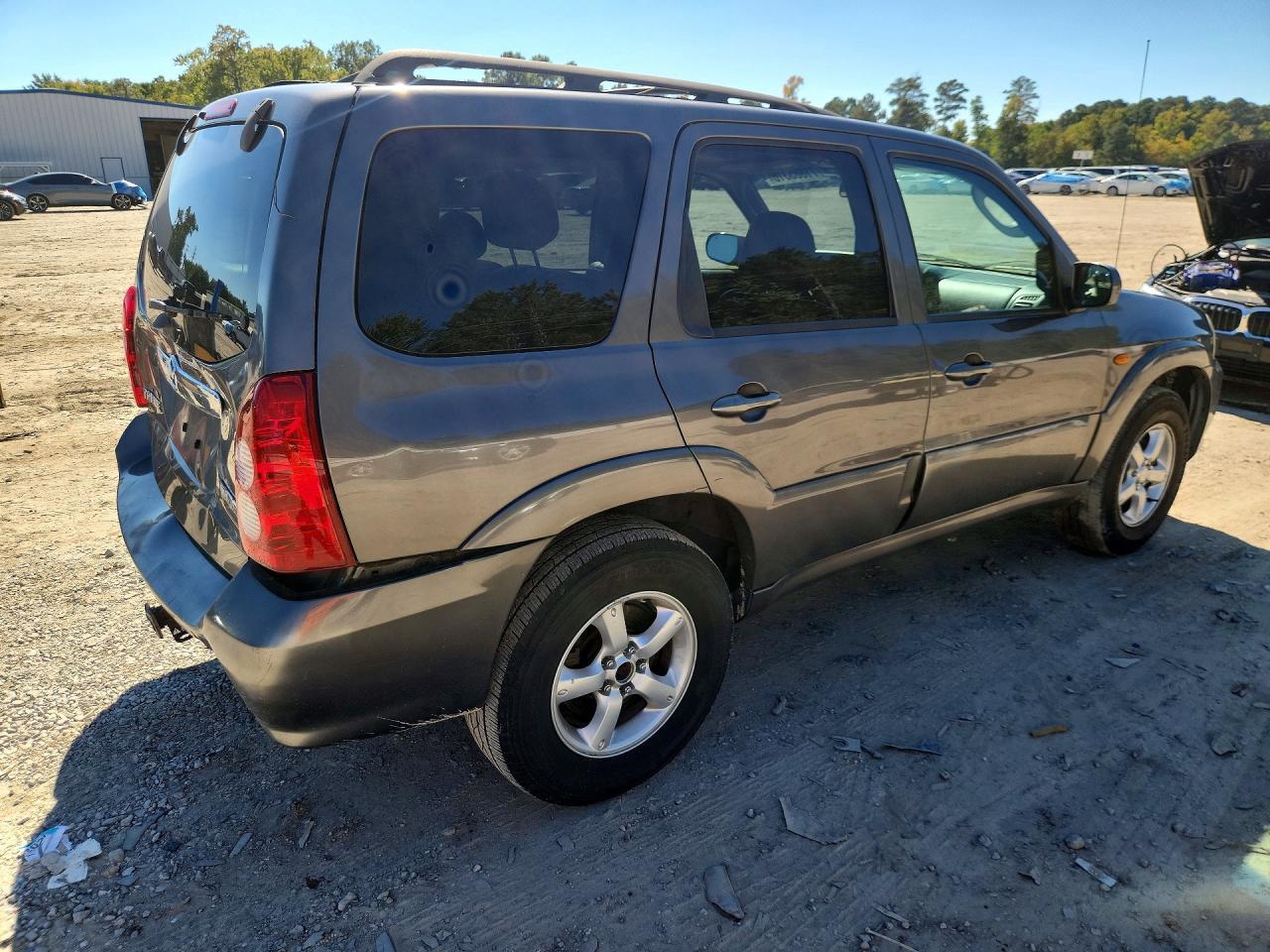 2005 Mazda Tribute S - Фото 3