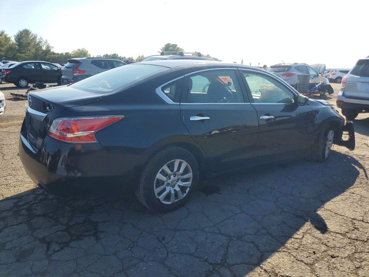 2013 Nissan Altima 2.5 - Image 3