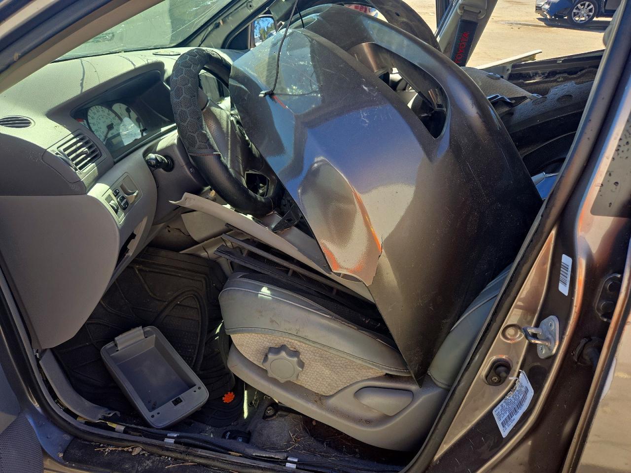 2004 Toyota Corolla Le - Фото 7