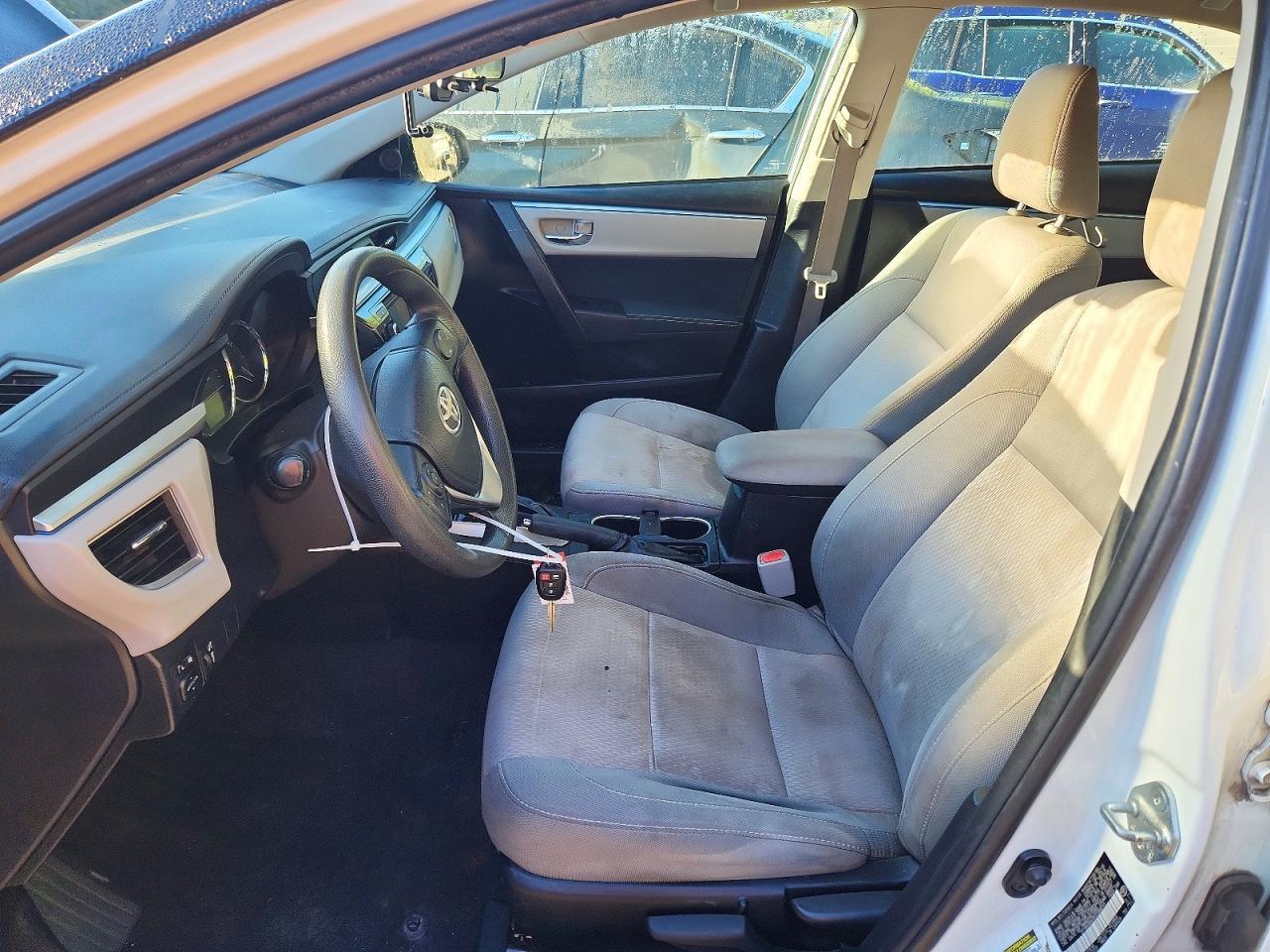 2015 Toyota Corolla Le - Фото 7