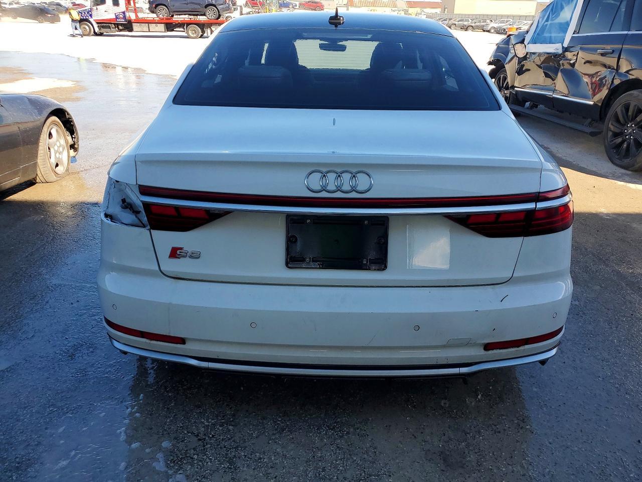 2023 Audi S8 - Фото 6