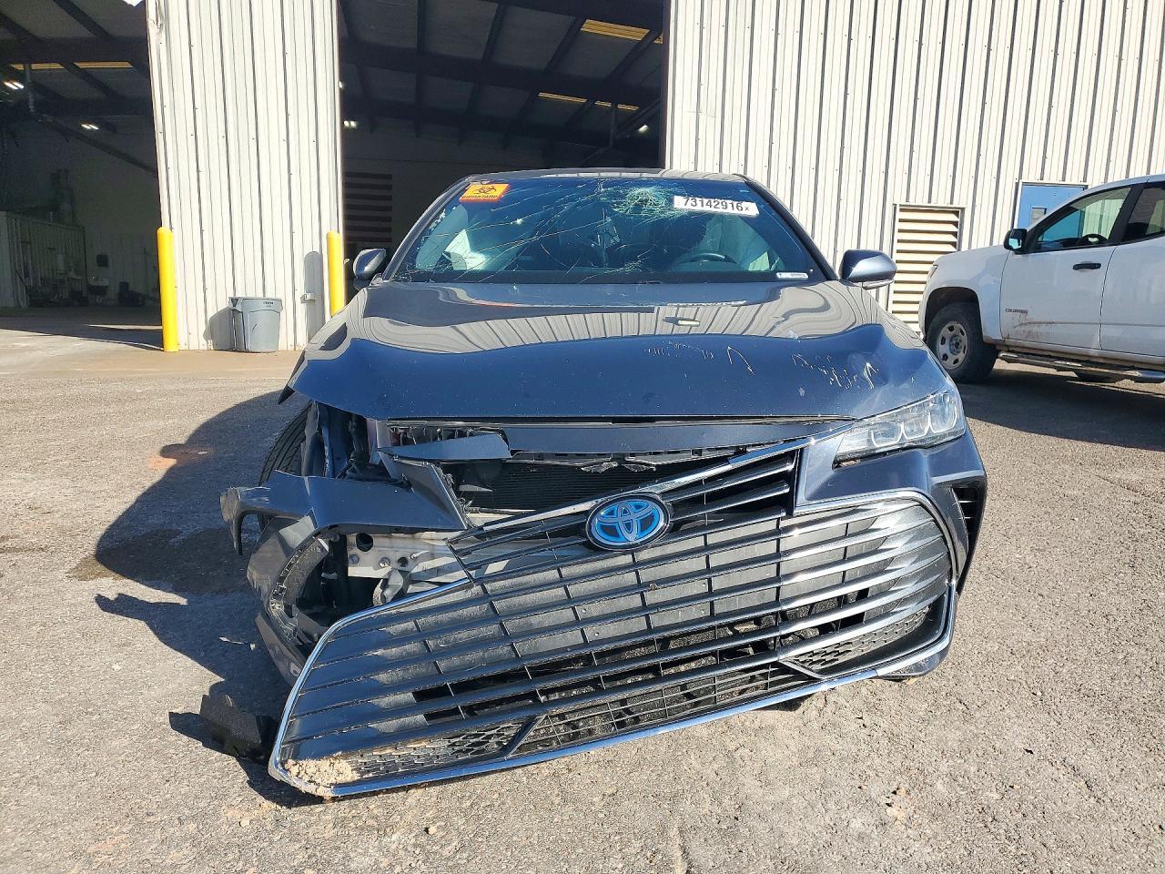 2020 Toyota Avalon Xle - Фото 5