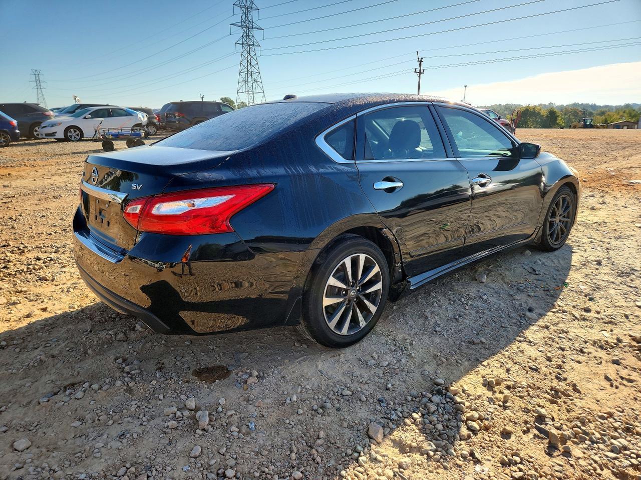 2017 Nissan Altima 2.5 Sv - Image 3