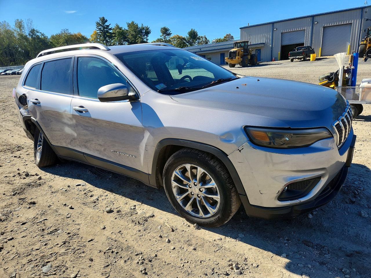 2019 Jeep Cherokee Latitude Plus - Image 4