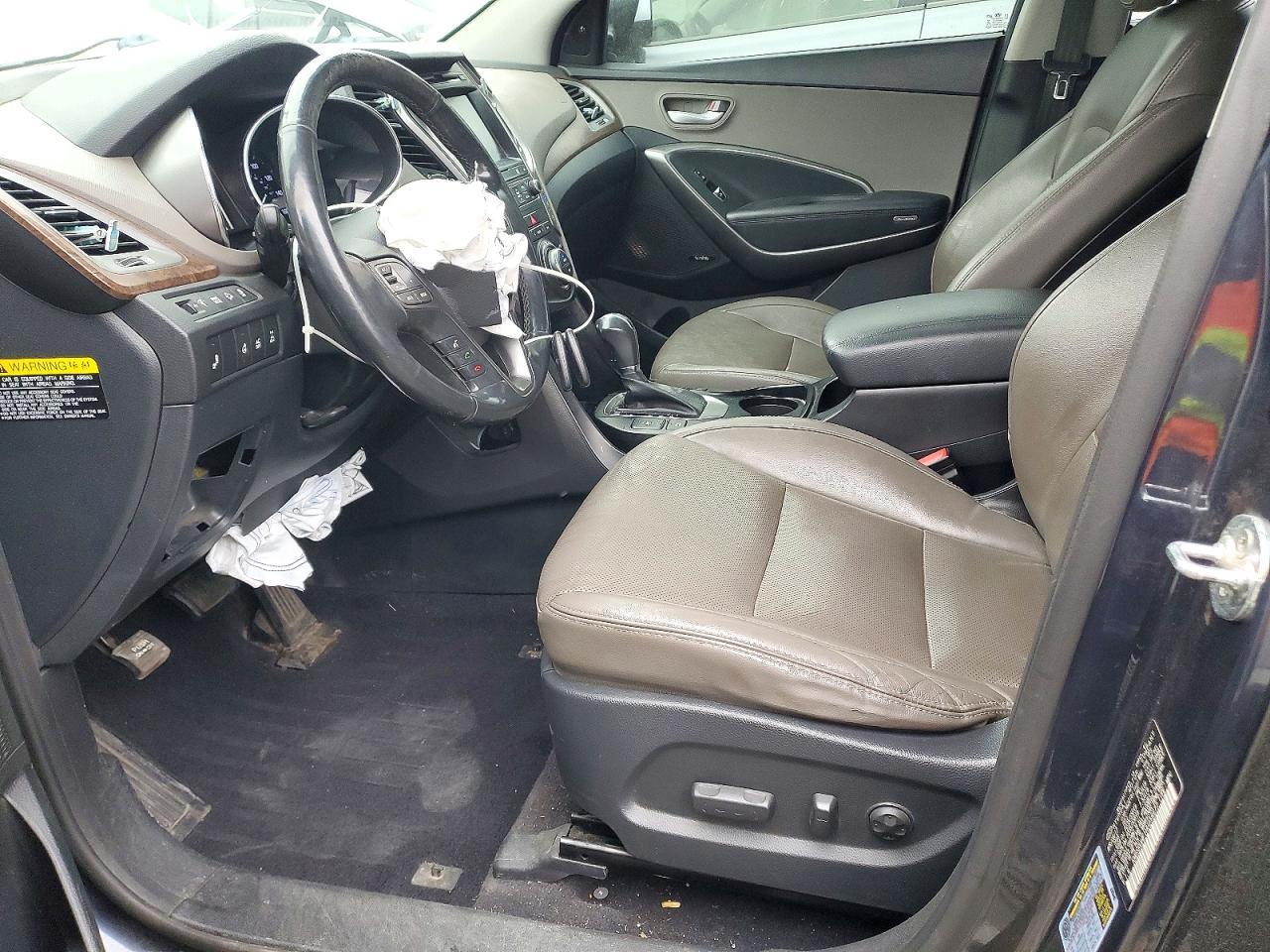 2017 Hyundai Santa Fe Limited Ultimate - Image 7