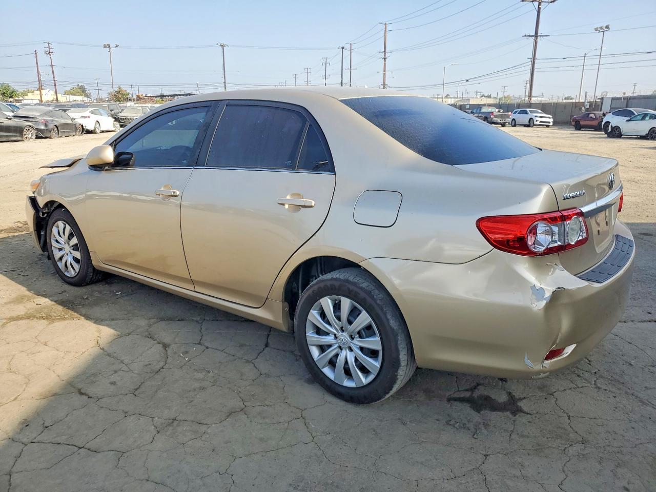 2013 Toyota Corolla Le - Image 2