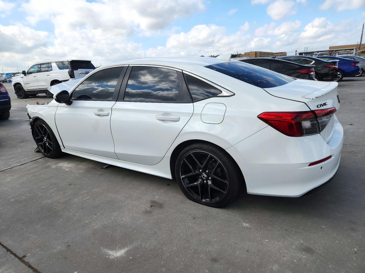 2022 Honda Civic Touring - Фото 2