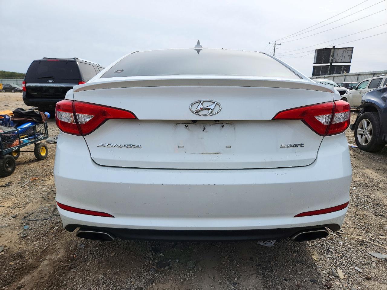 2016 Hyundai Sonata Sport - Image 6