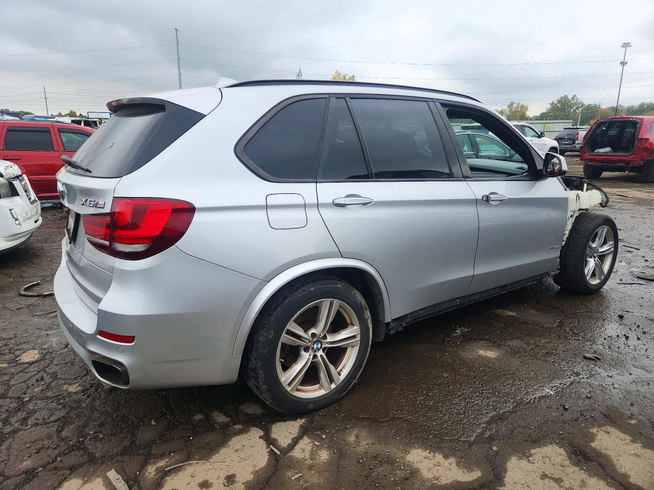2015 BMW X5 xDrive50I - Фото 3
