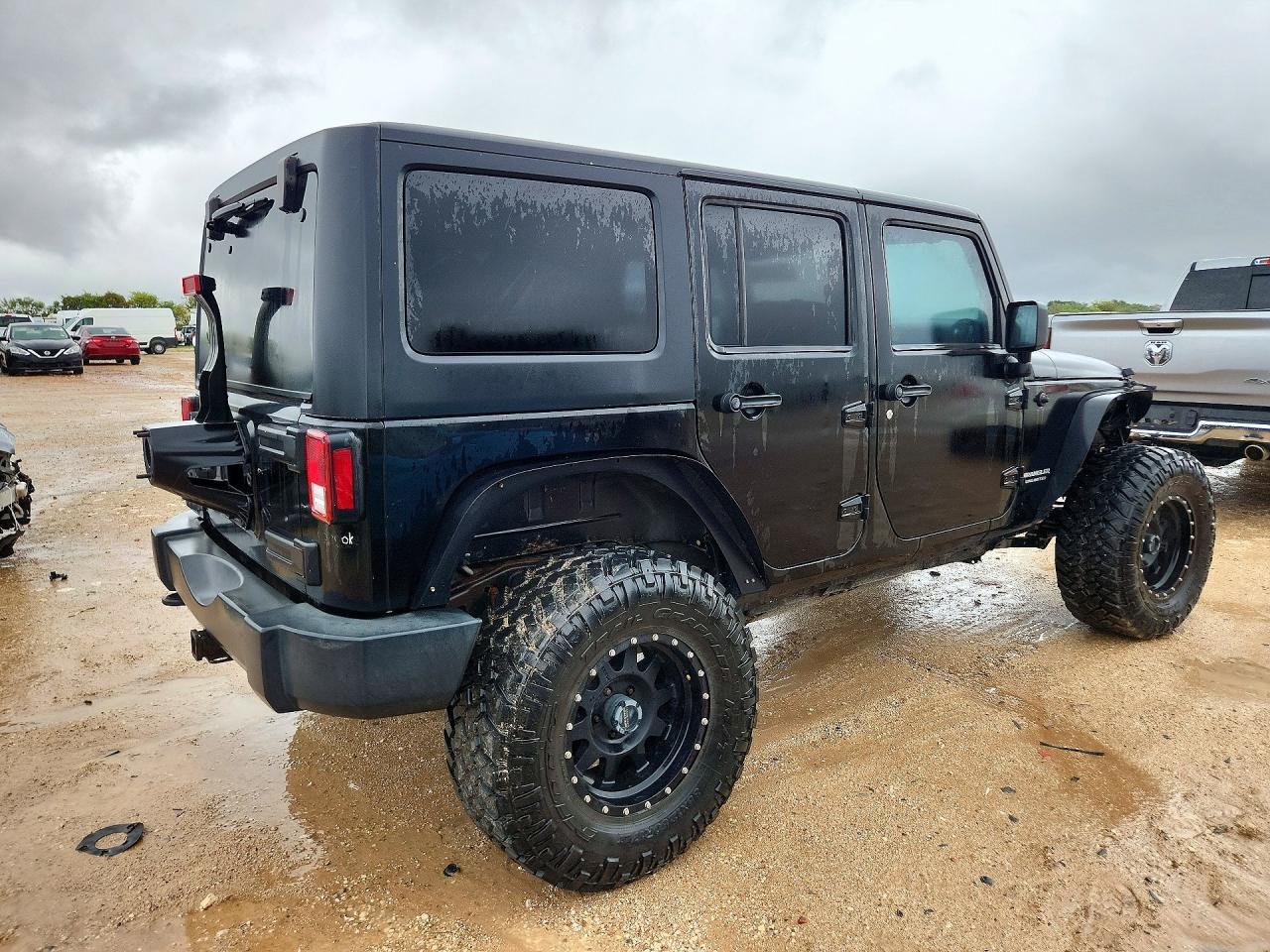 2012 Jeep Wrangler Unlimited Sport - Фото 3