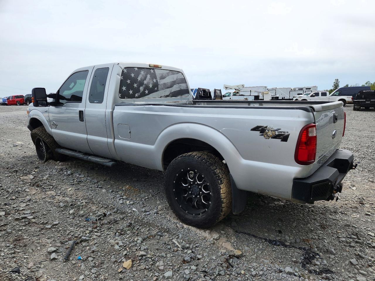 2012 Ford F250 Super Duty - Фото 2