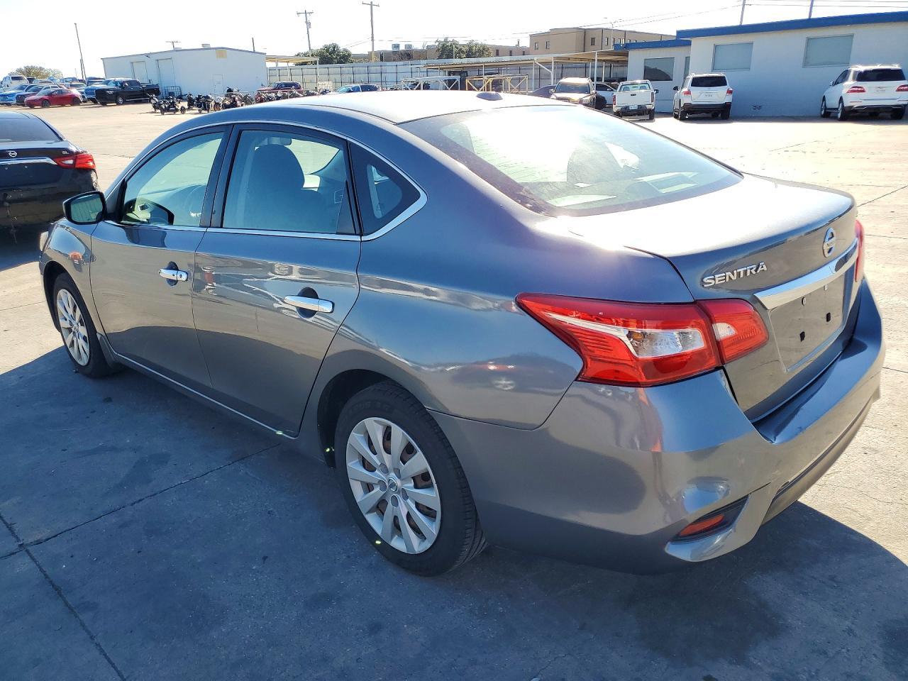 2017 Nissan Sentra Sv - Фото 2