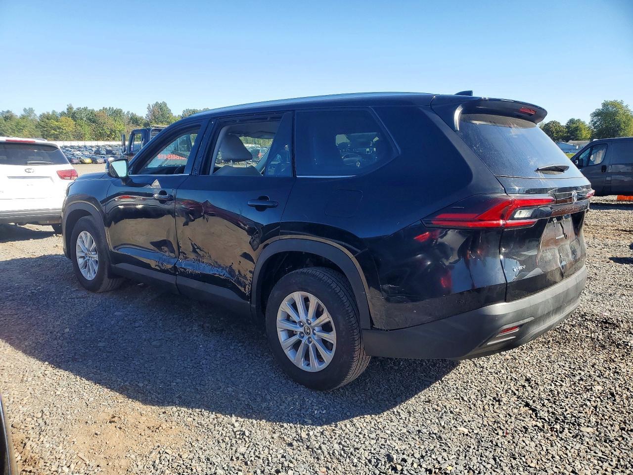 2026 Toyota Grand Highlander Xle - Image 2