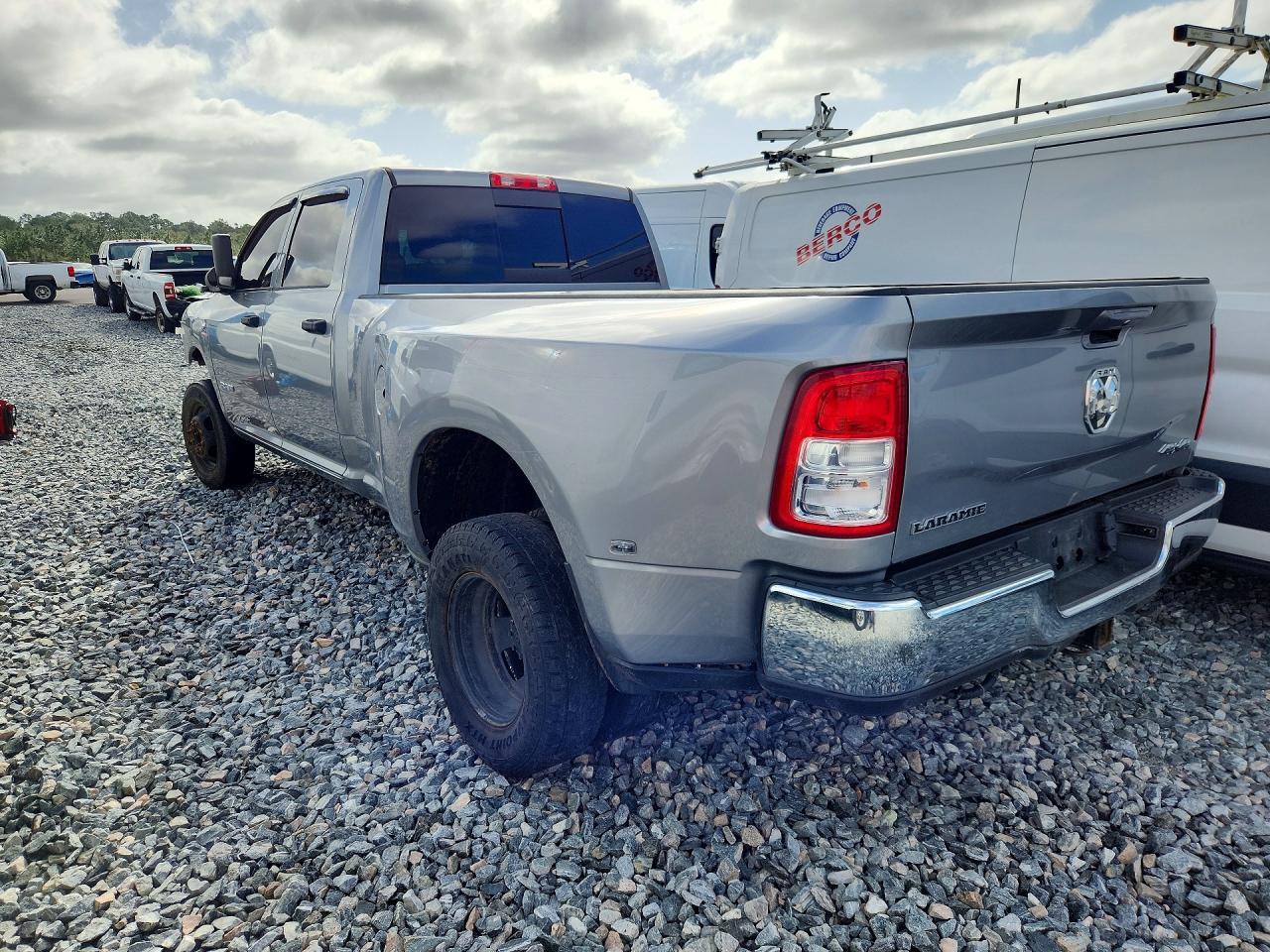 2020 Ram 3500 Tradesman - Фото 2