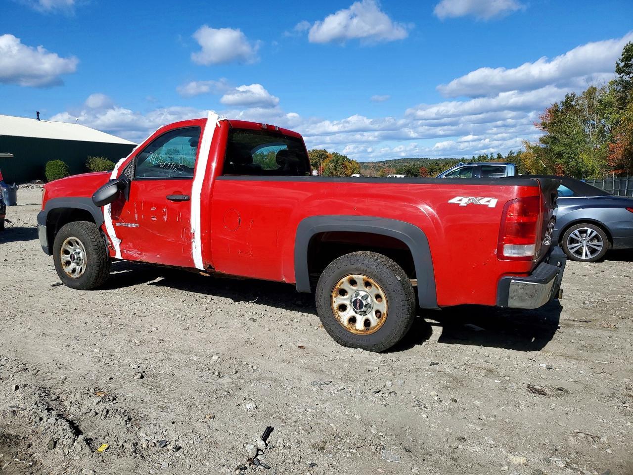 2012 GMC Sierra K1500 - Image 2
