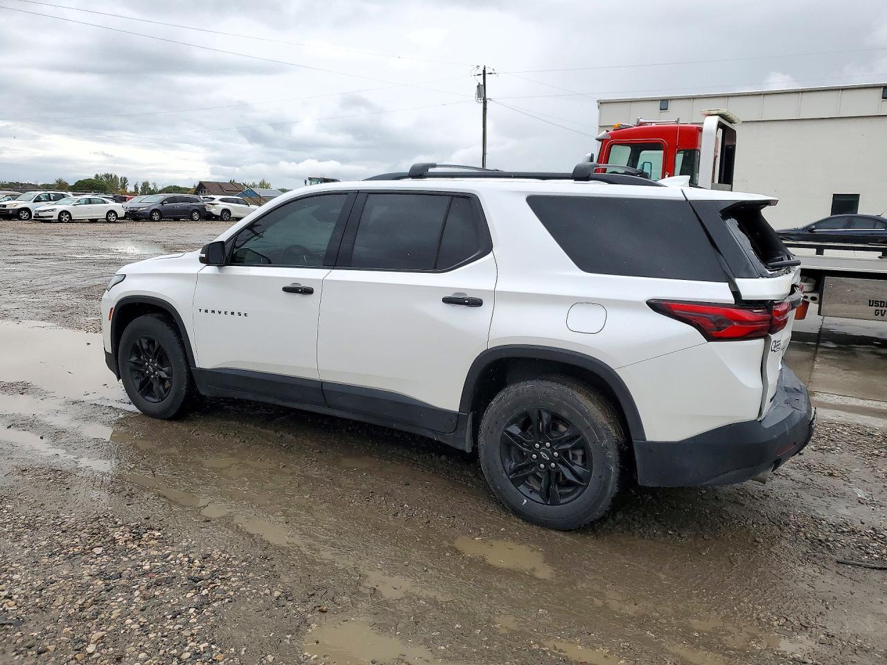 2022 Chevrolet Traverse Lt - Фото 2